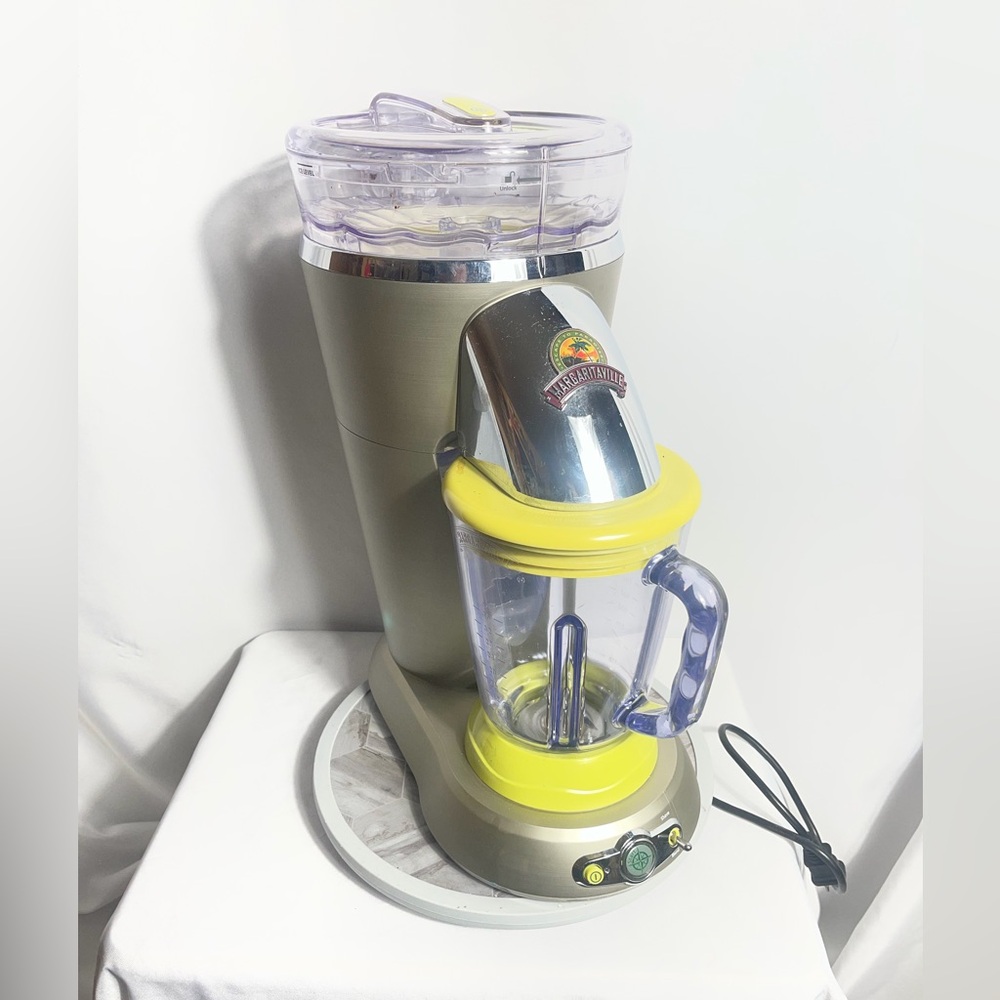 Vintage Margaritaville Frozen Concoction Maker Blender Ice Shaver Tested